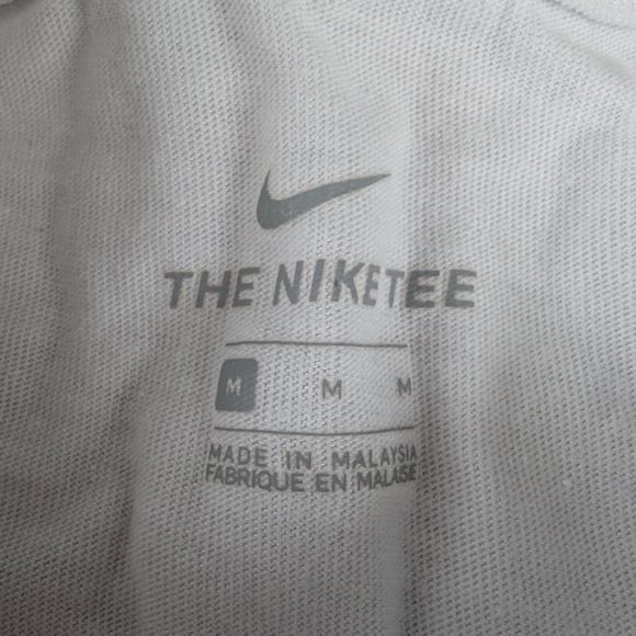 Nike Kids Outfit Set White T-Shirt And Black Leggings - Picture 3 of 8